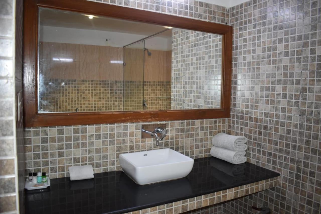 Hotel Aravali Heights Alwar Exterior photo